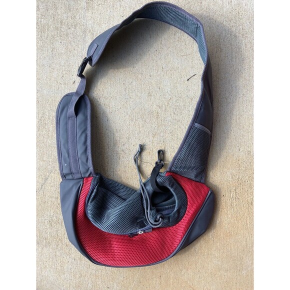 Pet Cat Dog Mesh Sling Red and Dark Gray Over the Shoulder Adjustable Clean - Picture 2 of 4